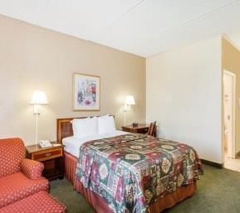 Days Inn by Wyndham Statesboro - Statesboro, GA