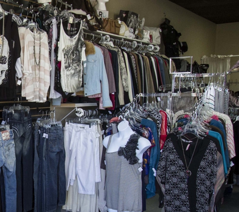 Dolce Angeli Boutique - Sun City, CA