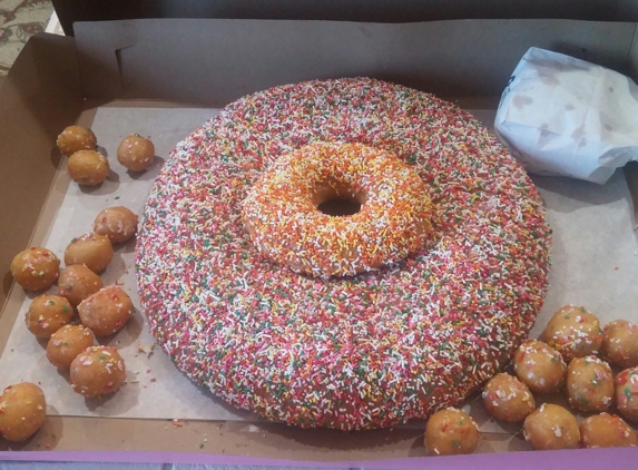 Kevin Cach - Orangevale, CA. 22 inch wide donut