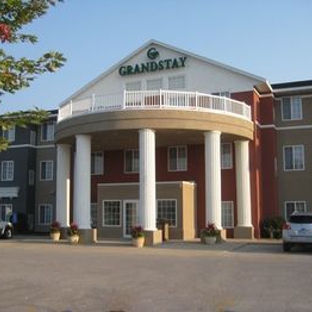 GrandStay Hotel & Suites Ames - Ames, IA