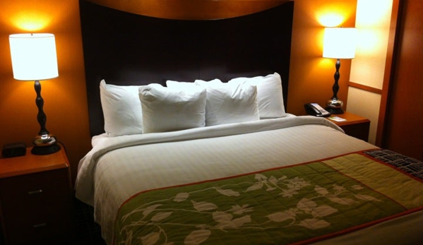 Fairfield Inn & Suites by Marriott-San Antonio - San Antonio, TX