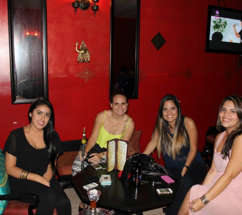 Geiza Hookah Lounge - Winter Park, FL