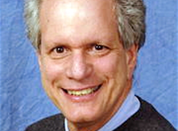 Dr. Robert R Dicker, MD - Glen Oaks, NY