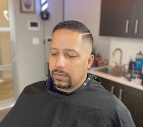 PRESTIGE BARBER SUITE - Valrico, FL. Transitioning to a comb over with a High Fade