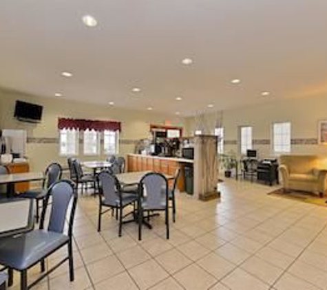 Americas Best Value Inn - Stuart, IA