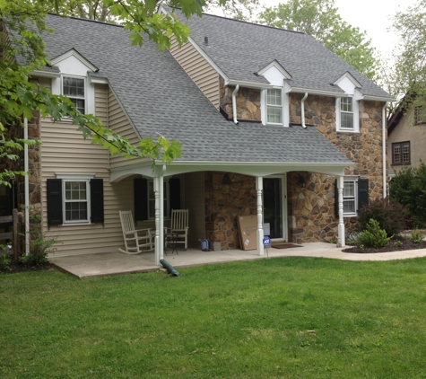 E & E Siding - Gap, PA. Vinyl Siding, Asphalt Shingles, and new Porch Posts