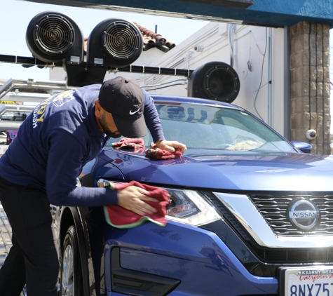 Convoy Hand Car Wash - San Diego, CA