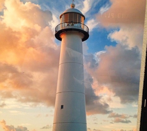 Biloxi Visitors Center - Biloxi, MS