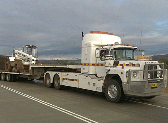 Wagga Truck Towing Pty Ltd - East Wagga Wagga, NSW