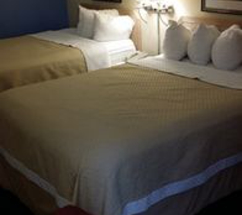 Days Inn - La Crosse, WI