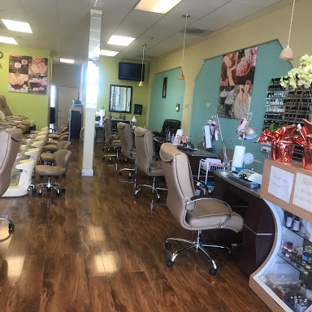 V Nails - Chowchilla, CA