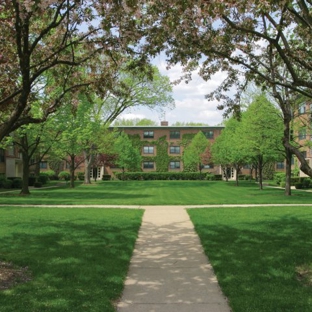 Homestead Apartments - La Grange Park, IL