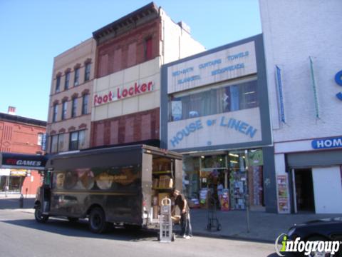 Foot Locker - Flushing, NY