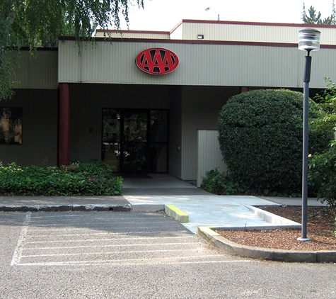 AAA Medford Service Center - Medford, OR