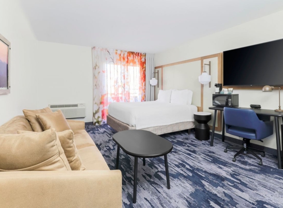 Fairfield Inn & Suites - San Jose, CA