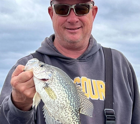 Shelton fishing Guide Ozark - Rocky Mount, MO