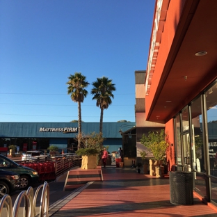 Trader Joe's - Greenbrae, CA