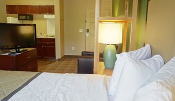 Extended Stay America - Overland Park, KS