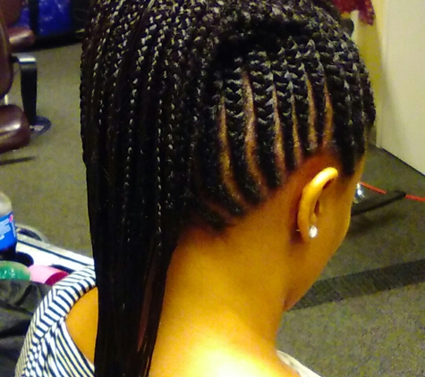 Sarah's hair braiding - Hendersonville, TN