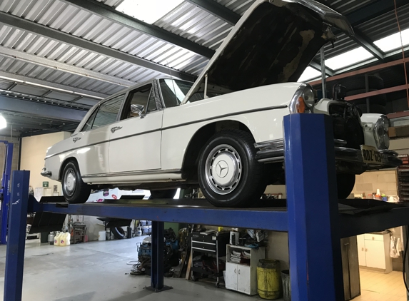 The Workshop Tyre & Mechanical - Cleveland, QLD. Classic Car Servicing