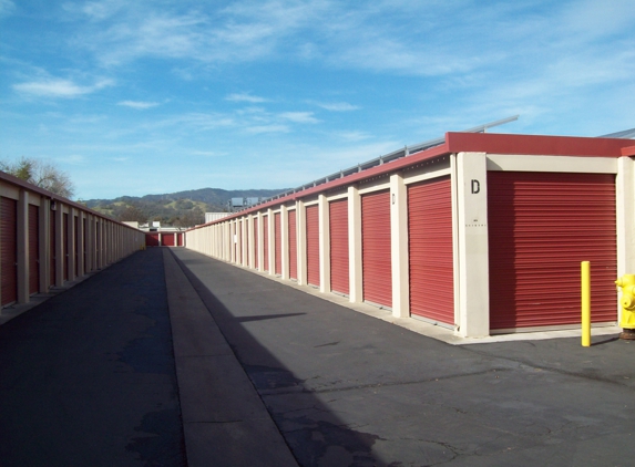 Stonegate Self Storage - Davis, CA