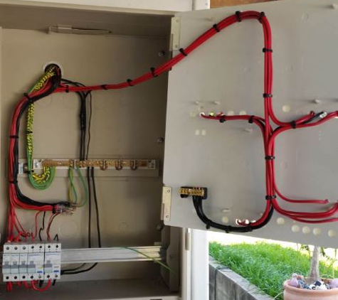 Ferguson G Electrical Pty Ltd - Laravale, QLD