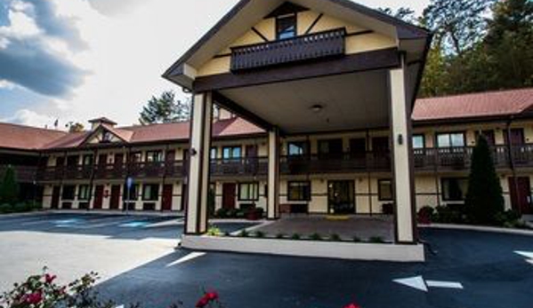 Red Roof Inn - Helen, GA