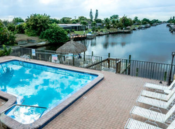 Casa Loma Motel on the Waterfront - Cape Coral, FL