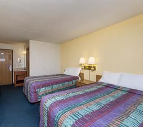 Motel 6 - Moline, IL