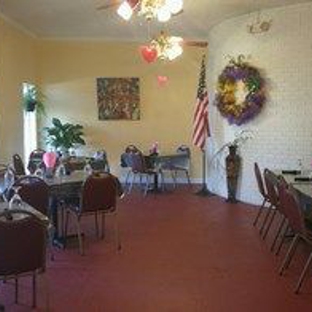 Nola-Goula Inn Suites & Cafe - Pascagoula, MS