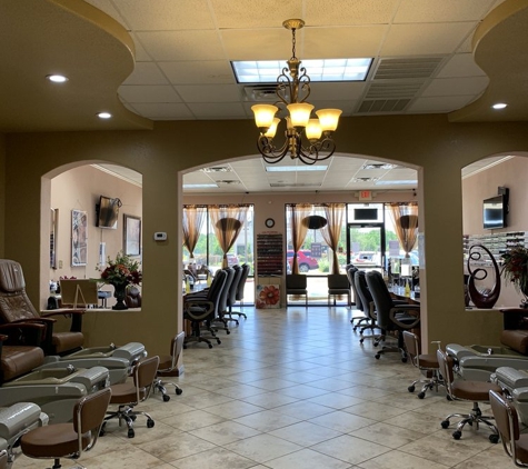 Unique Nails and Spa - Pearland, TX