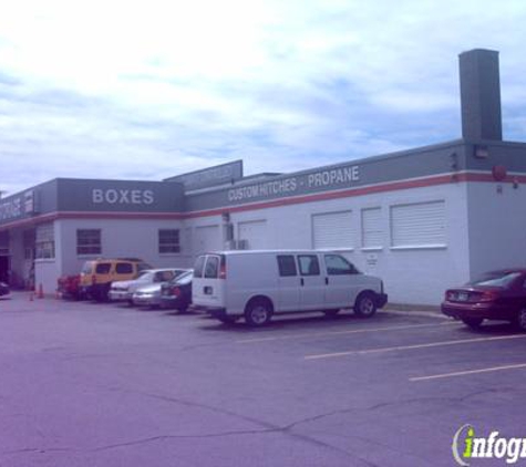 U-Haul Moving & Storage at S Willow - Manchester, NH