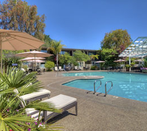 Dinah’s Garden Hotel - Palo Alto, CA