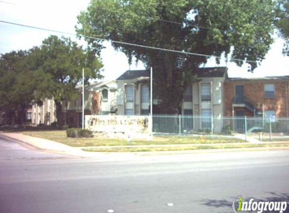 Monticello Crossroads - Fort Worth, TX