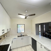Gallery Image Number 4
