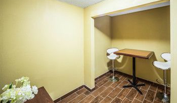 Suburban Extended Stay Hotel - Fort Wayne, IN