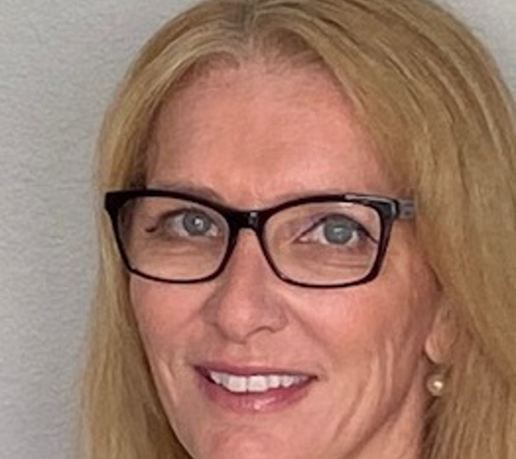 Dora Gilbert, Counselor - San Diego, CA