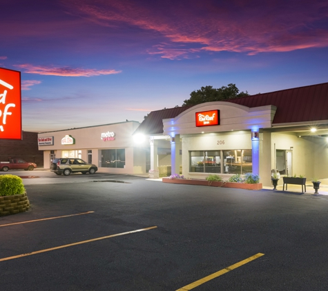 Red Roof Inn - Lenoir, NC