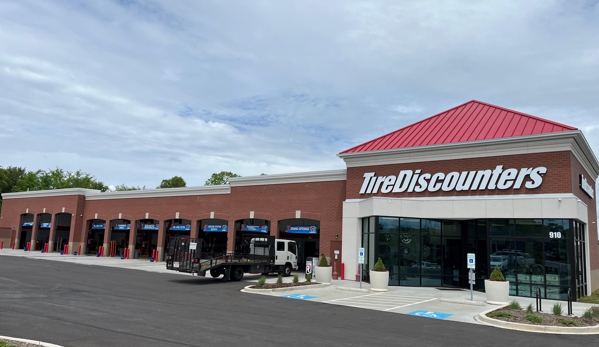 Tire Discounters - Alcoa, TN