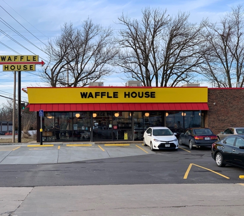 Waffle House - Warrenton, MO