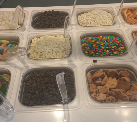 YogurtLand - Gardena, CA