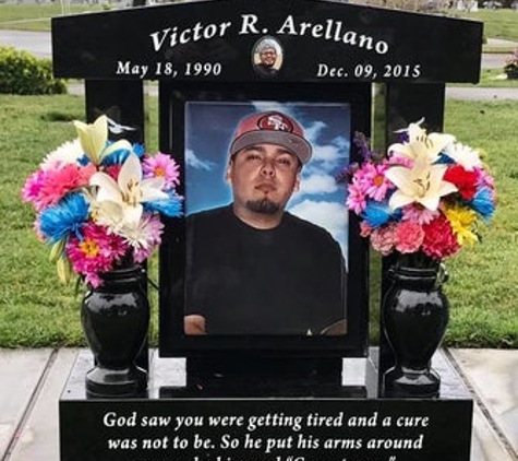 Rico's Memorial Stones - Fresno, CA