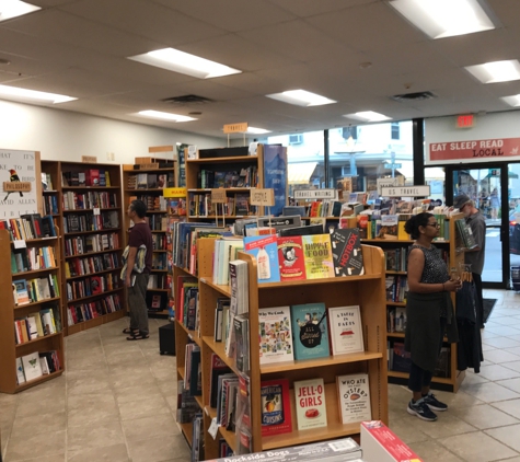 Bank Square Books - Mystic, CT