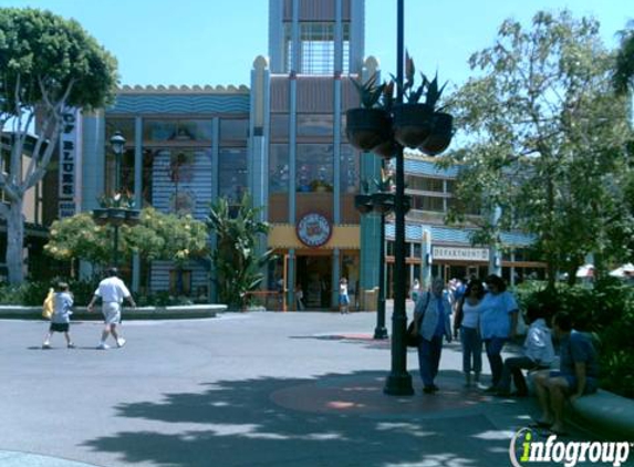 Build-A-Bear Workshop - Anaheim, CA