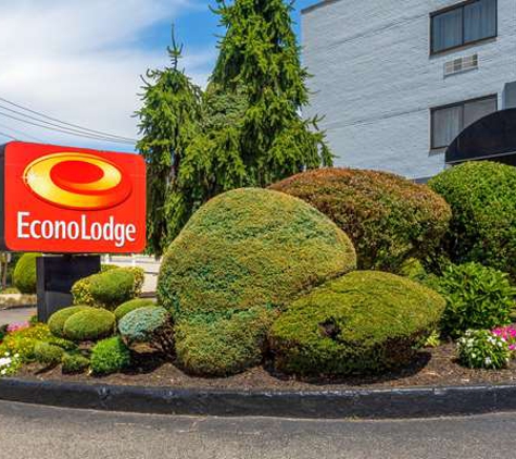 Econo Lodge - Hicksville, NY