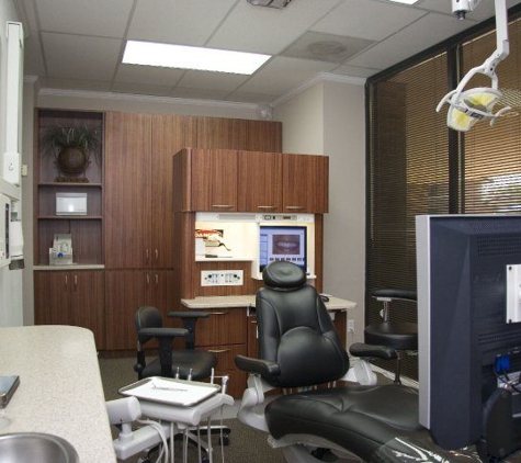 Kenneth M Hamlett, DDS - Dallas, TX