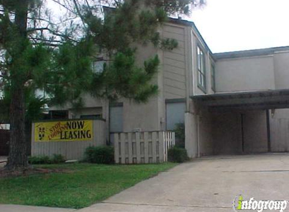 Arbor Village Townhomes Apartments - Houston, TX