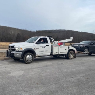 Romine's Towing and Auto Services - Winslow, AR