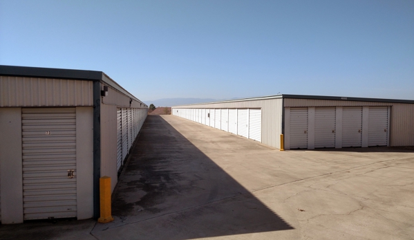 American Self Storage - Bakersfield, CA