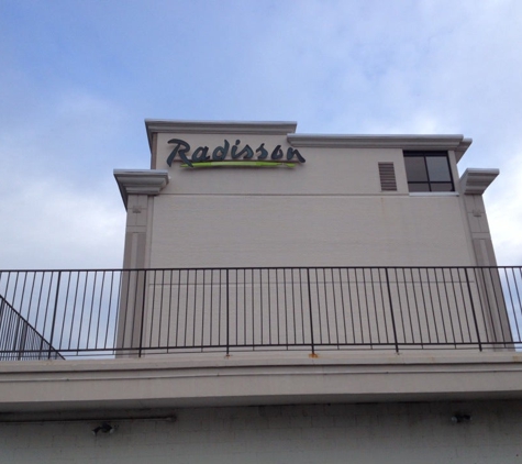 Radisson - Arlington, VA